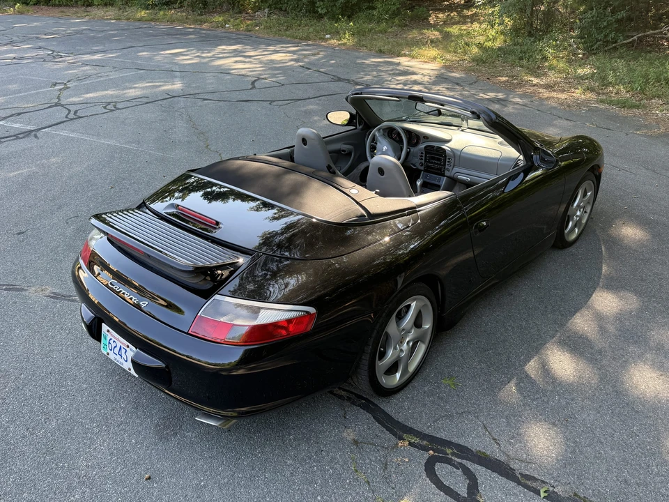 2003 Porsche 996 Carrera 4 - Image 23 of 31