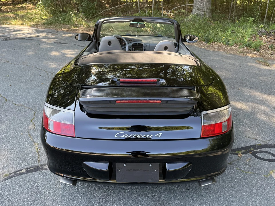 2003 Porsche 996 Carrera 4 - Image 19 of 31