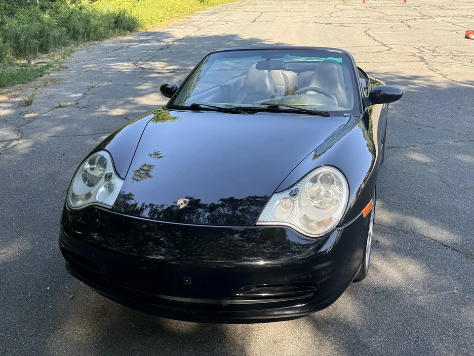 2003 Porsche 996 Carrera 4 - Image 6 of 31