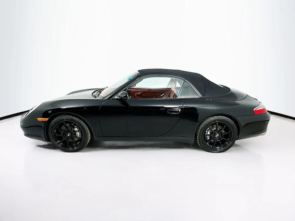 2003 Porsche 996 Carrera 4 - Image 9 of 17