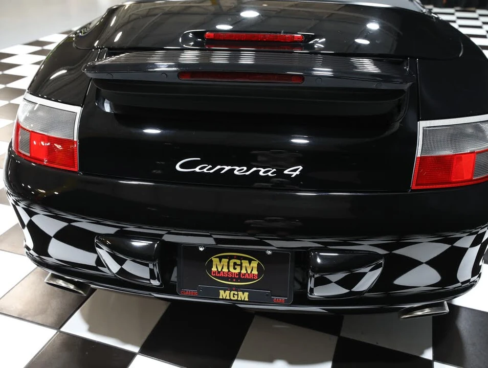 2003 Porsche 996 Carrera 4 - Image 27 of 31