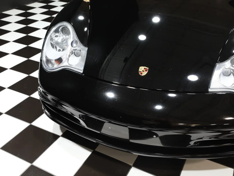 2003 Porsche 996 Carrera 4 - Image 19 of 31