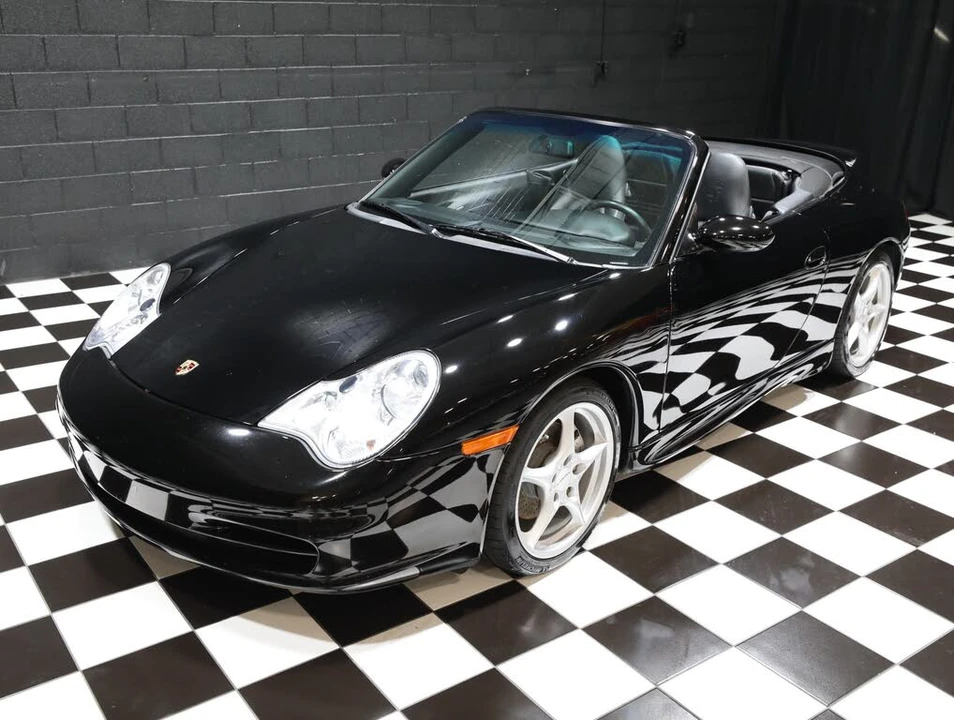 2003 Porsche 996 Carrera 4 - Image 13 of 31