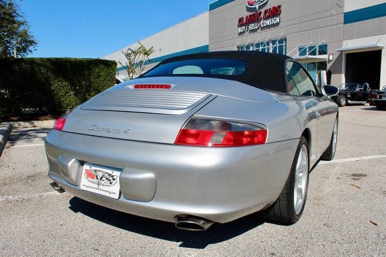 2003 Porsche 996 Carrera 4 - Image 14 of 31