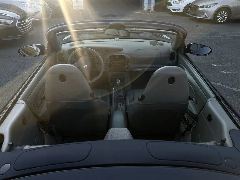 2003 Porsche 996 Carrera 4 - Image 25 of 31