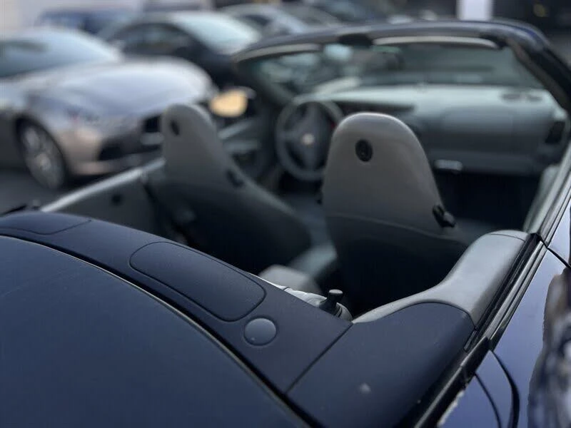 2003 Porsche 996 Carrera 4 - Image 24 of 31