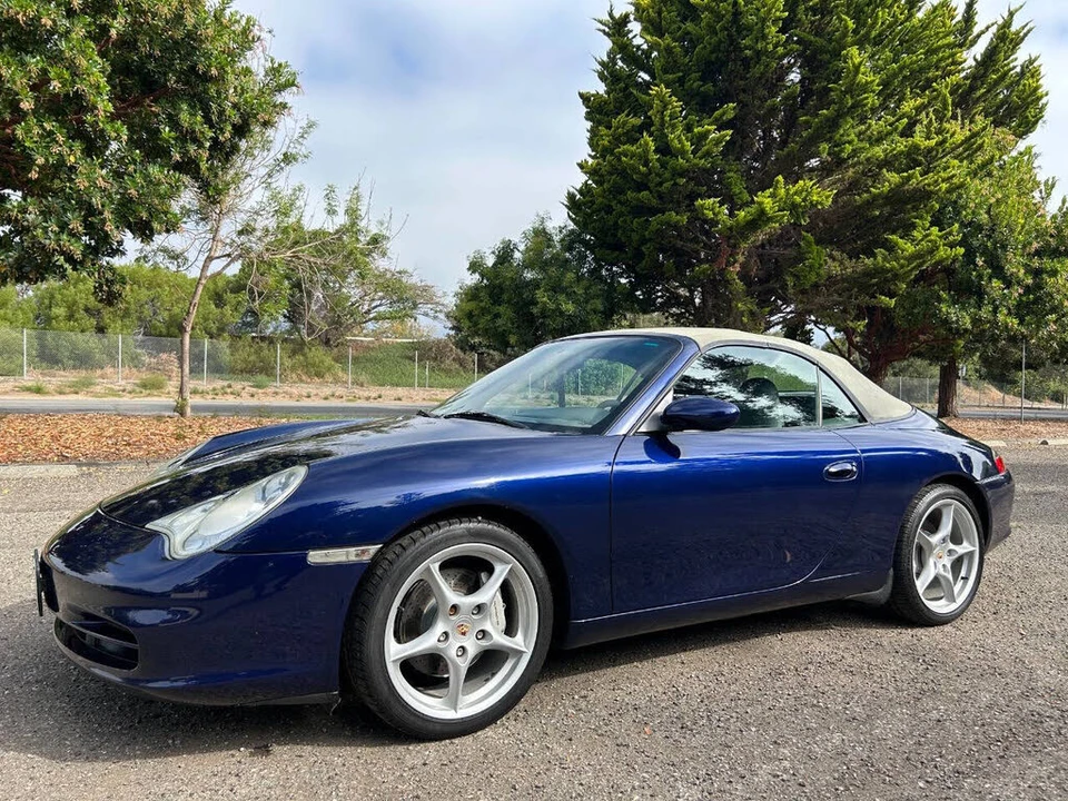 2003 Porsche 996 Carrera 4 - Image 5 of 31