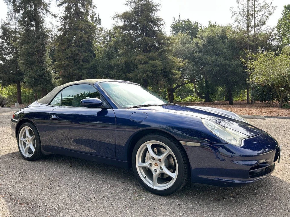 2003 Porsche 996 Carrera 4 - Image 13 of 31