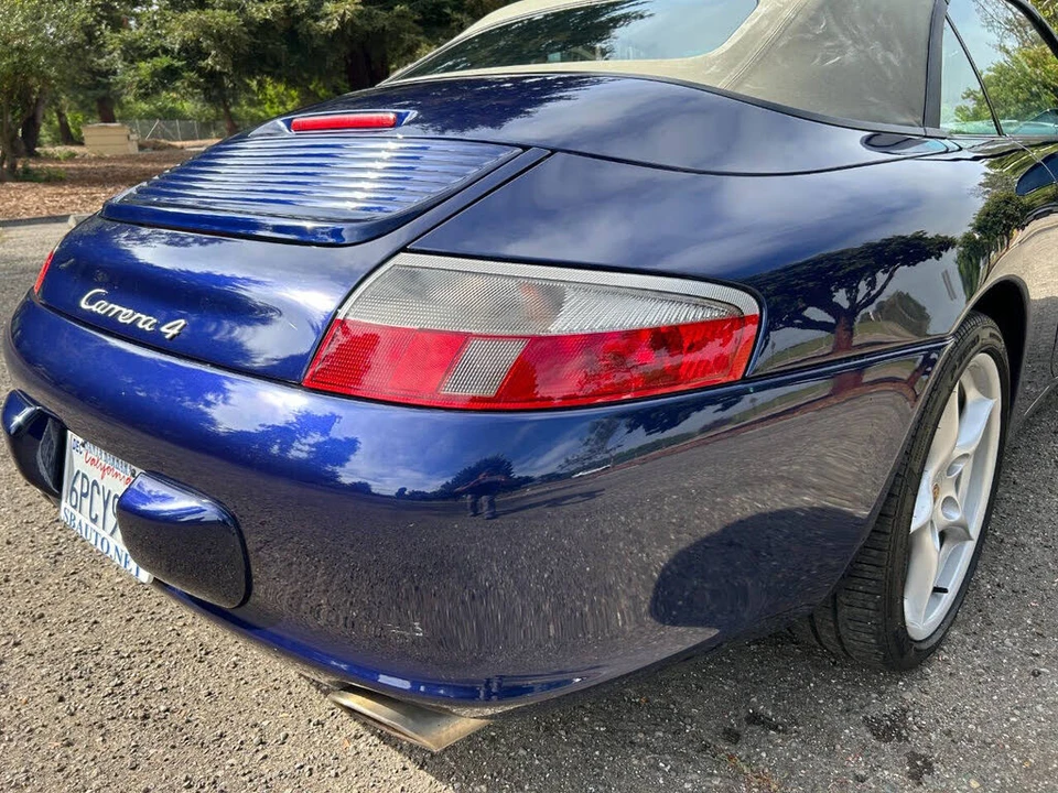 2003 Porsche 996 Carrera 4 - Image 19 of 31