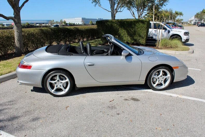 2003 Porsche 996 Carrera 4 - Image 21 of 31