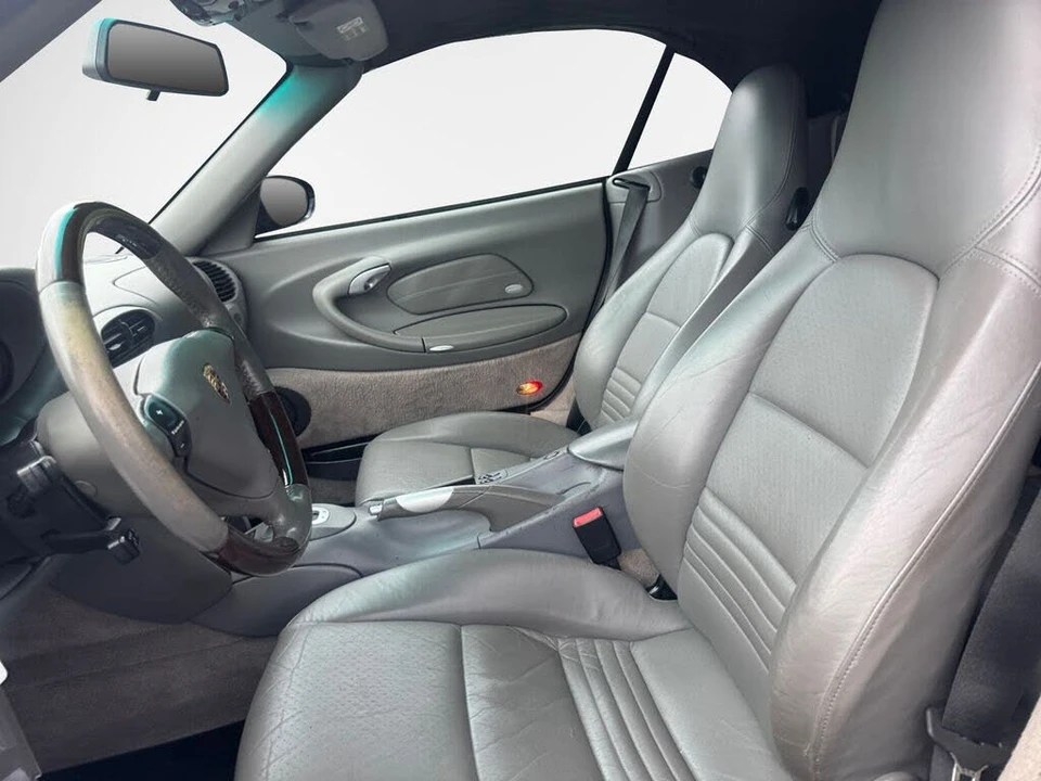2003 Porsche 996 Carrera 4 - Image 12 of 19