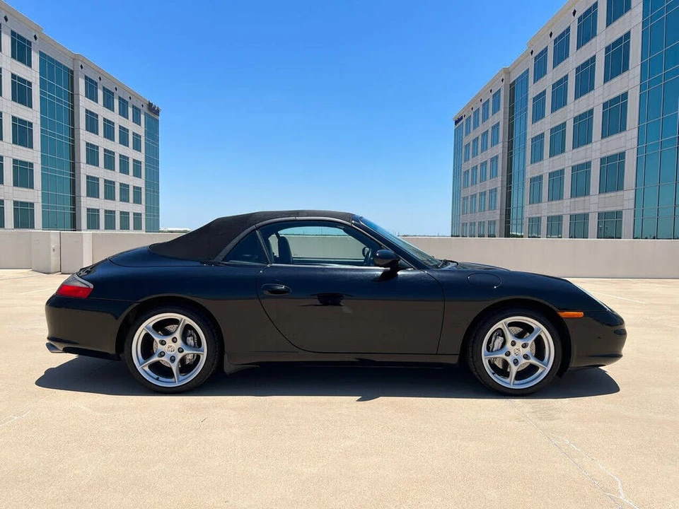 2003 Porsche 996 Carrera 4 - Image 12 of 30