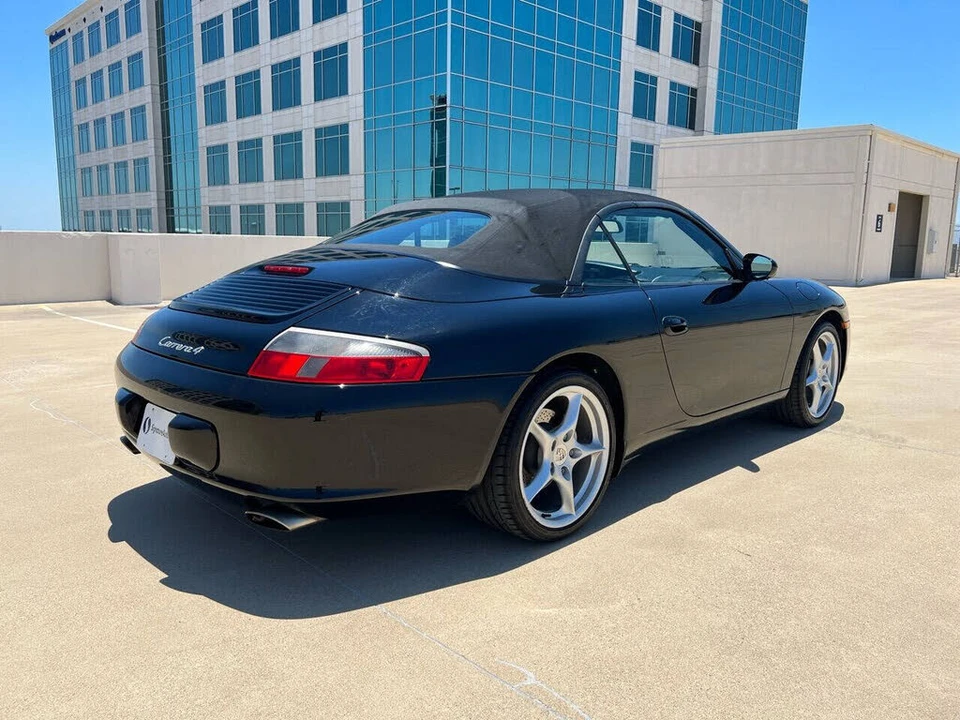 2003 Porsche 996 Carrera 4 - Image 10 of 30