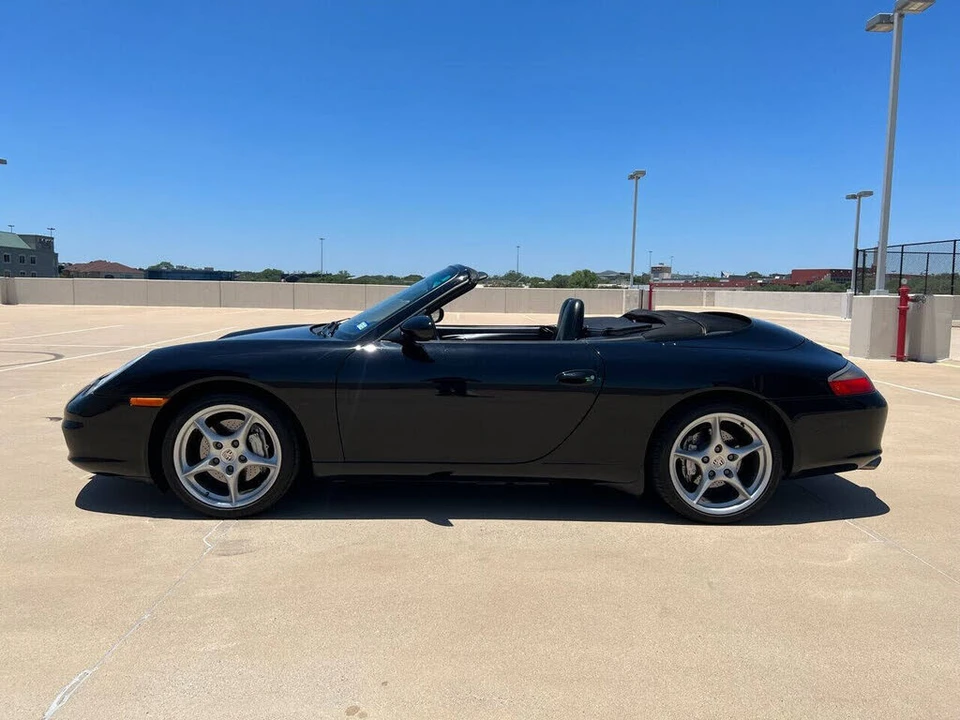 2003 Porsche 996 Carrera 4 - Image 6 of 30