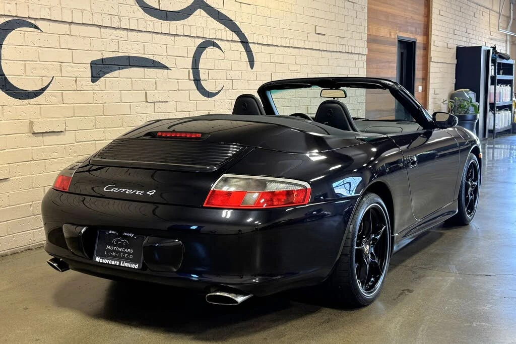 2003 Porsche 996 Carrera 4 - Image 7 of 31