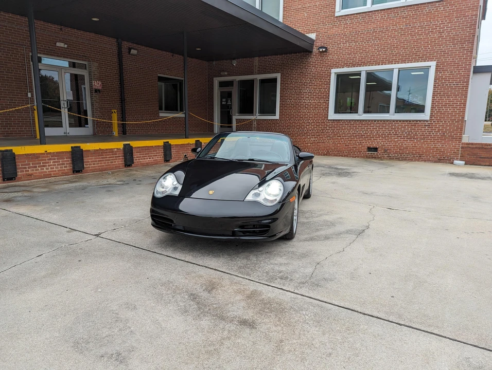 2003 Porsche 996 Carrera 4 - Image 7 of 31