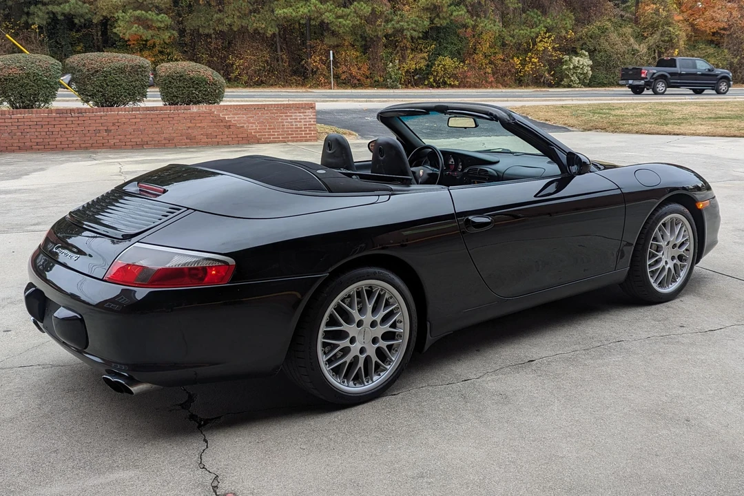 2003 Porsche 996 Carrera 4 - Image 4 of 31