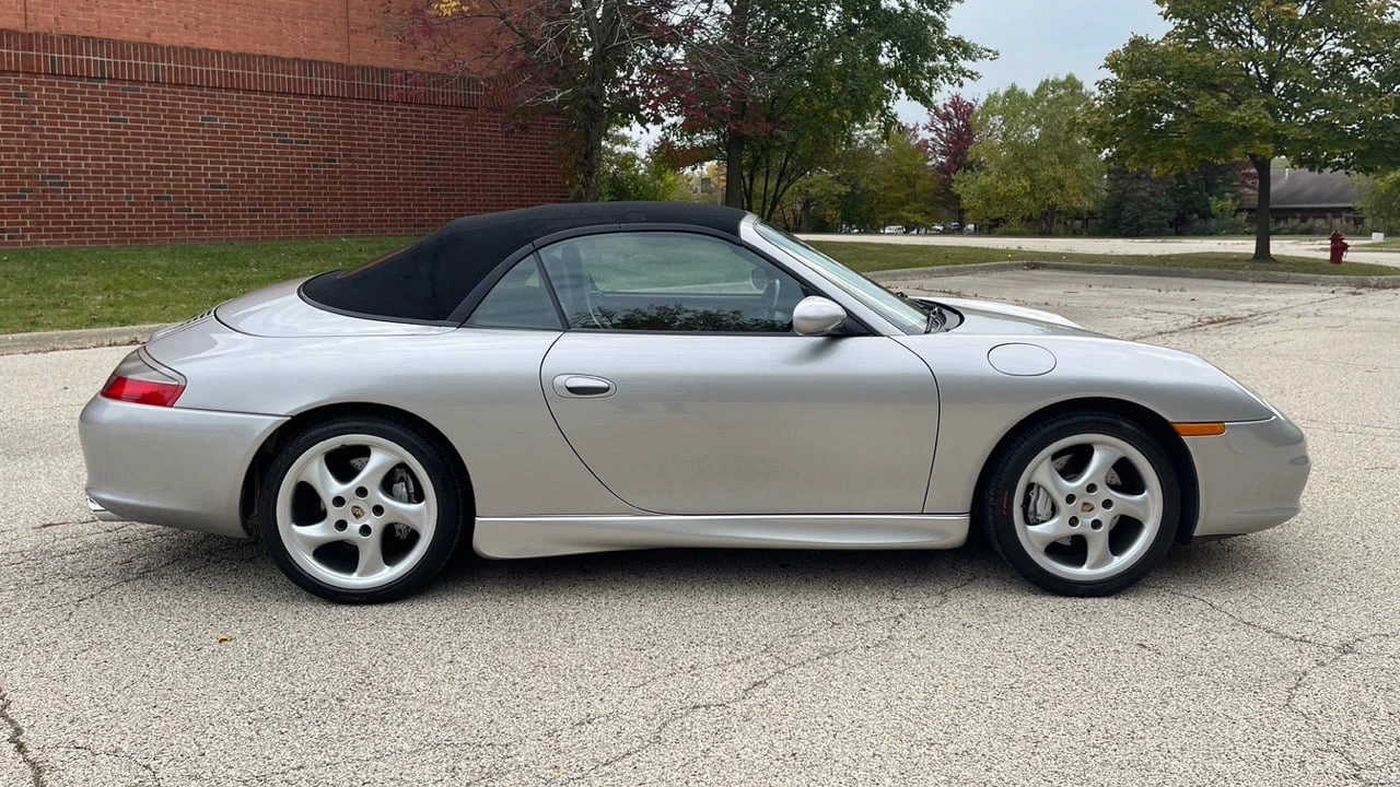 2003 Porsche 996 Carrera 4 - Image 12 of 19