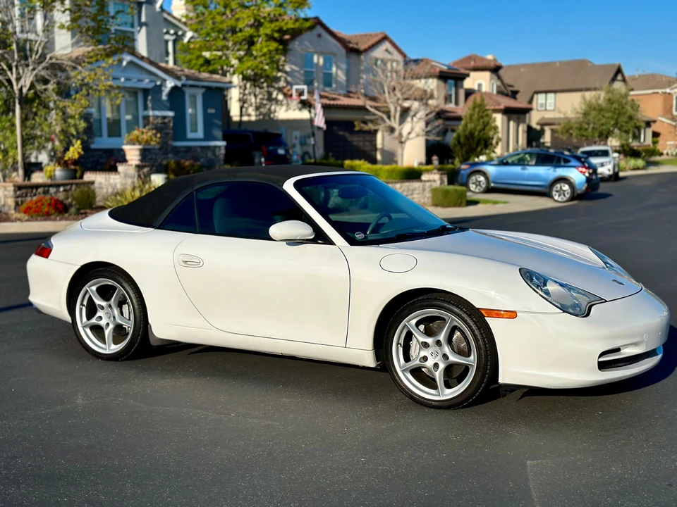 2003 Porsche 996 Carrera 4 - Image 13 of 31