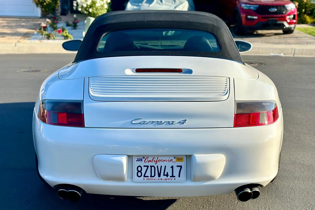 2003 Porsche 996 Carrera 4 - Image 5 of 31