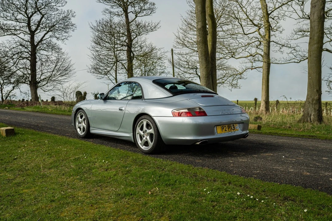 2003 Porsche 996 Carrera 4 - Image 10 of 30