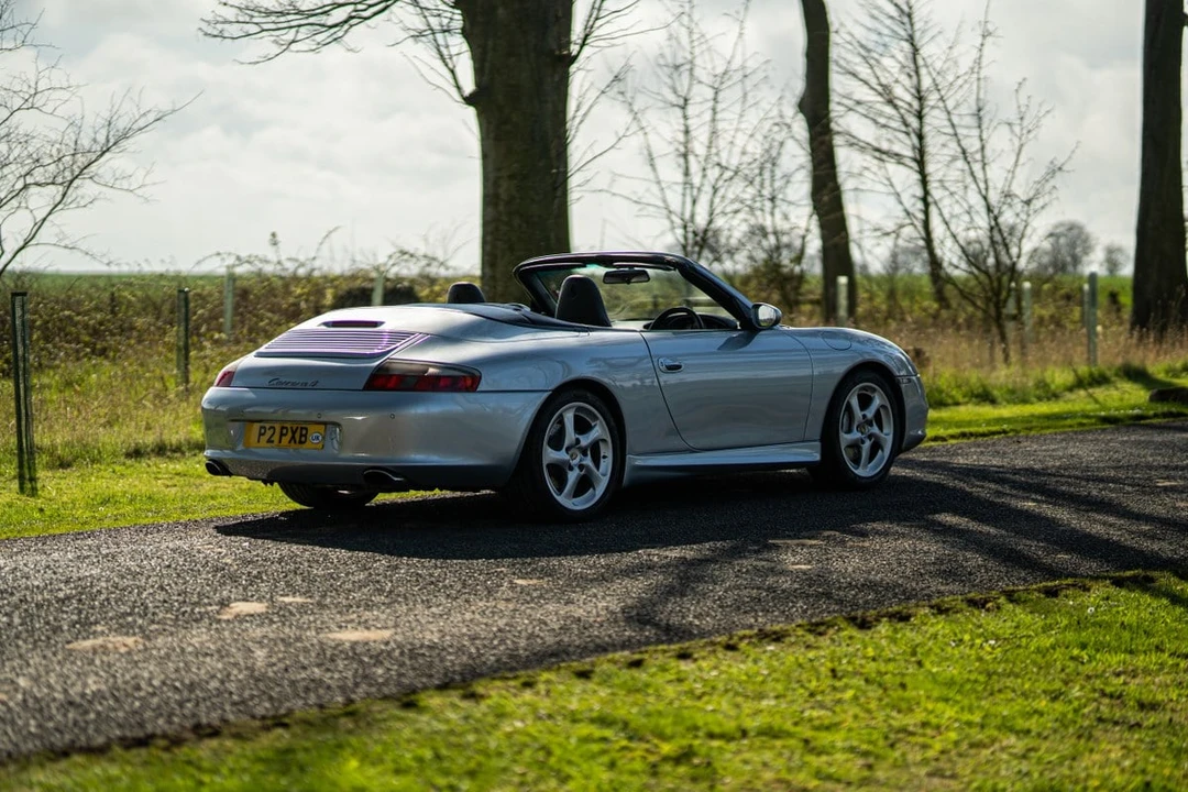 2003 Porsche 996 Carrera 4 - Image 12 of 30