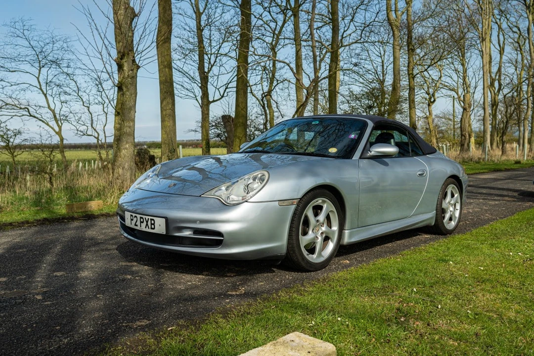 2003 Porsche 996 Carrera 4 - Image 16 of 30