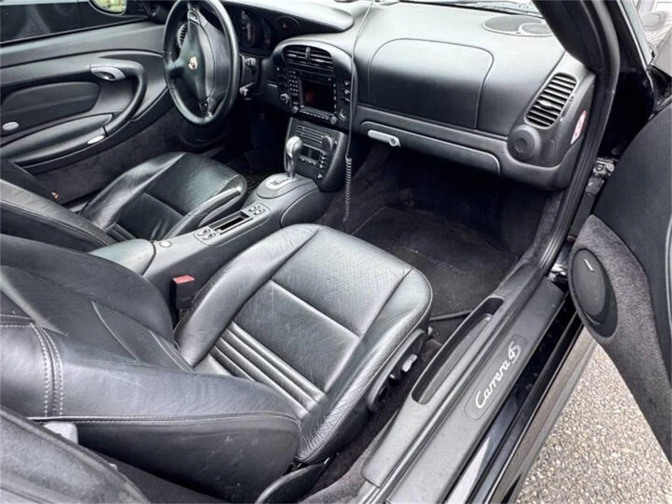 2003 Porsche 996 Carrera 4 - Image 5 of 8