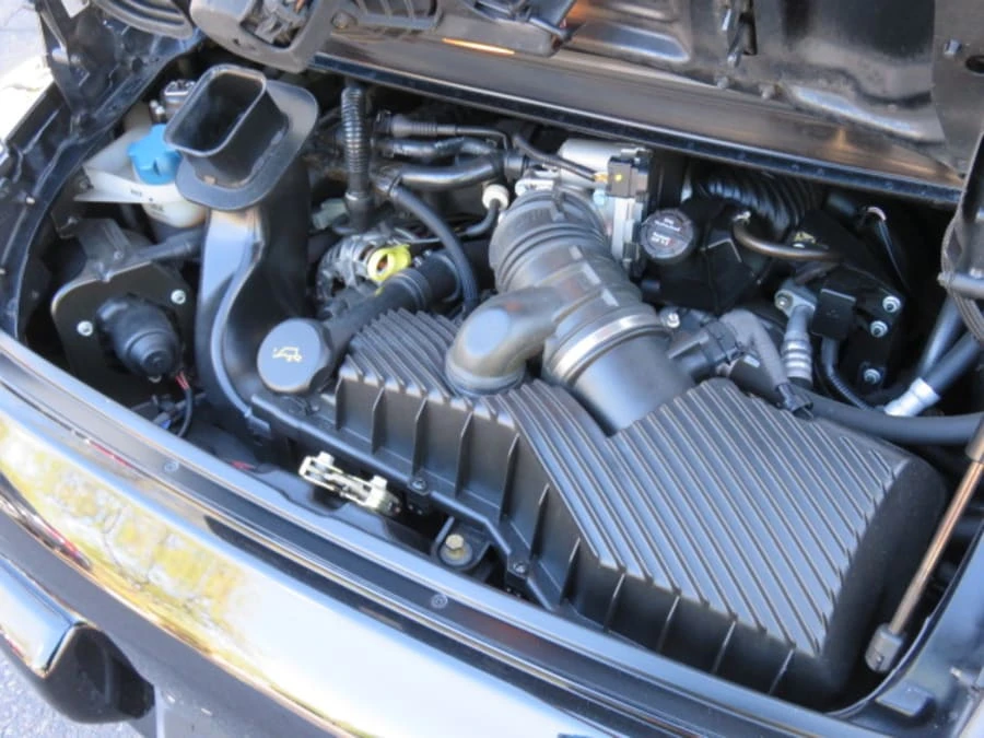 2003 Porsche 996 Carrera 4 - Image 5 of 7