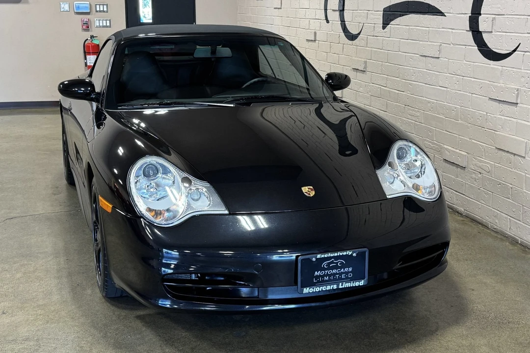 2003 Porsche 996 Carrera 4 - Image 17 of 31