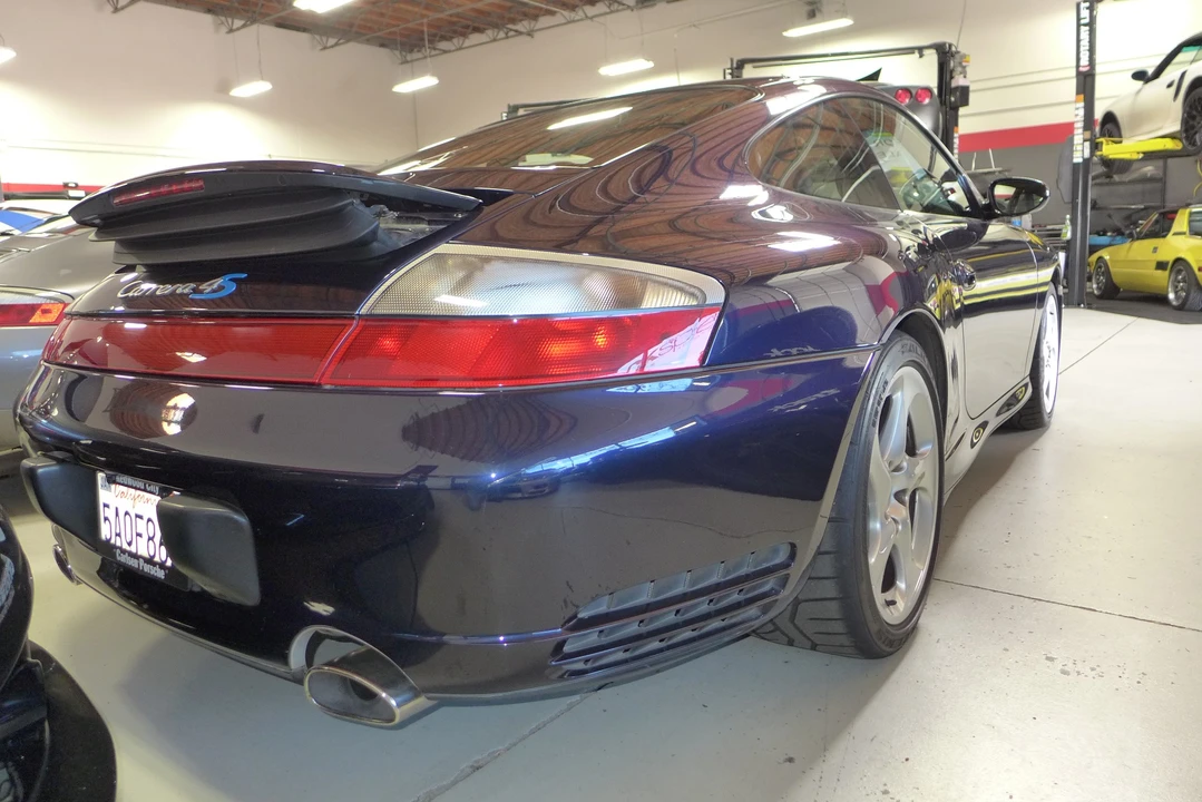 2003 Porsche 996 Carrera 4S - Image 15 of 31