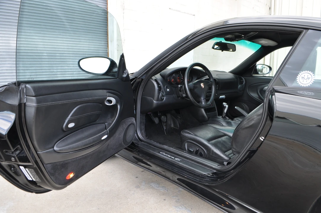 2003 Porsche 996 Carrera 4S - Image 26 of 31