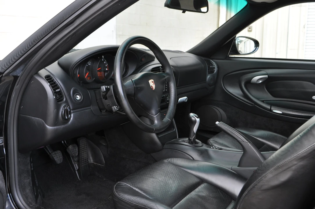 2003 Porsche 996 Carrera 4S - Image 27 of 31