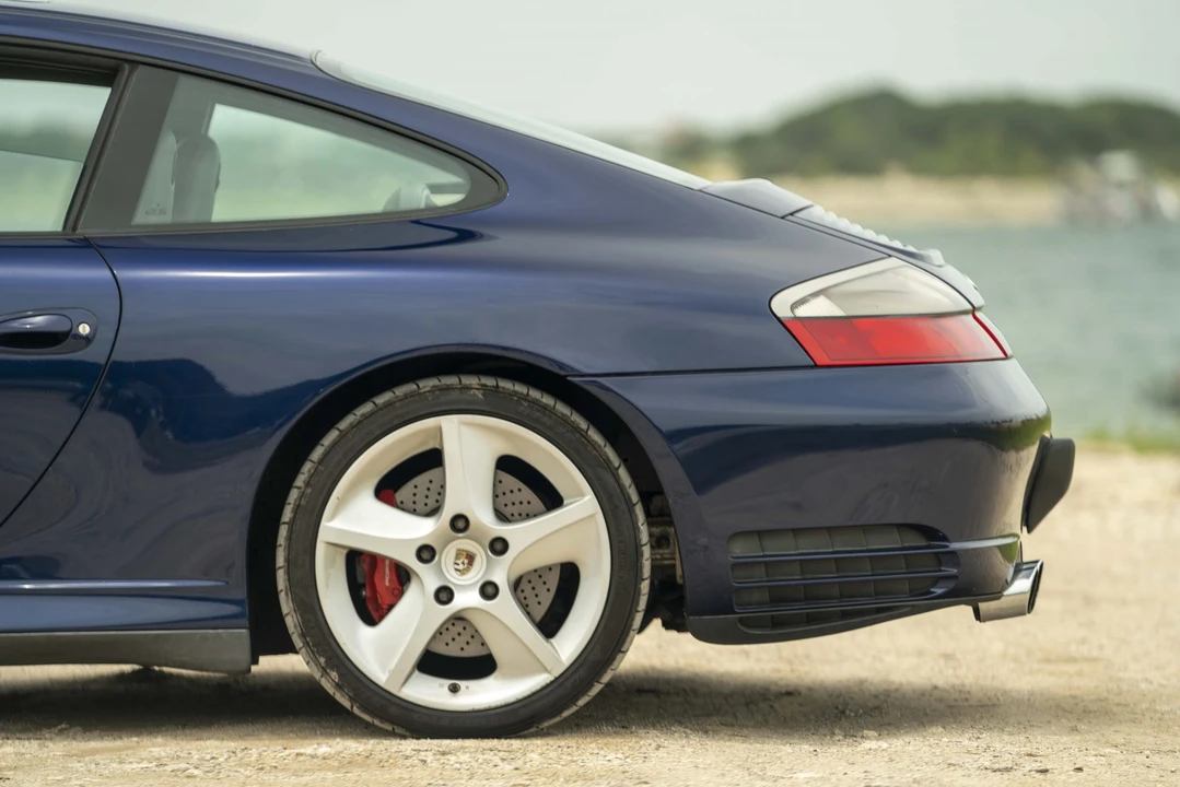 2003 Porsche 996 Carrera 4S - Image 21 of 31