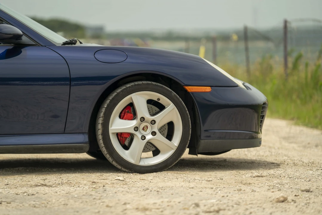 2003 Porsche 996 Carrera 4S - Image 24 of 31