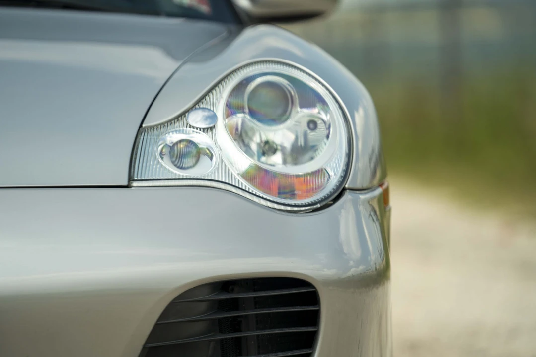 2003 Porsche 996 Carrera 4S - Image 26 of 31