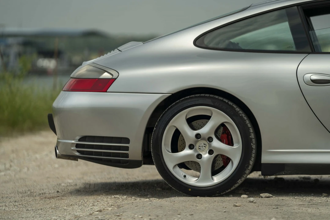 2003 Porsche 996 Carrera 4S - Image 18 of 31