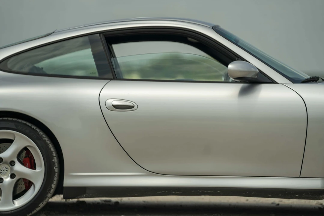 2003 Porsche 996 Carrera 4S - Image 19 of 31