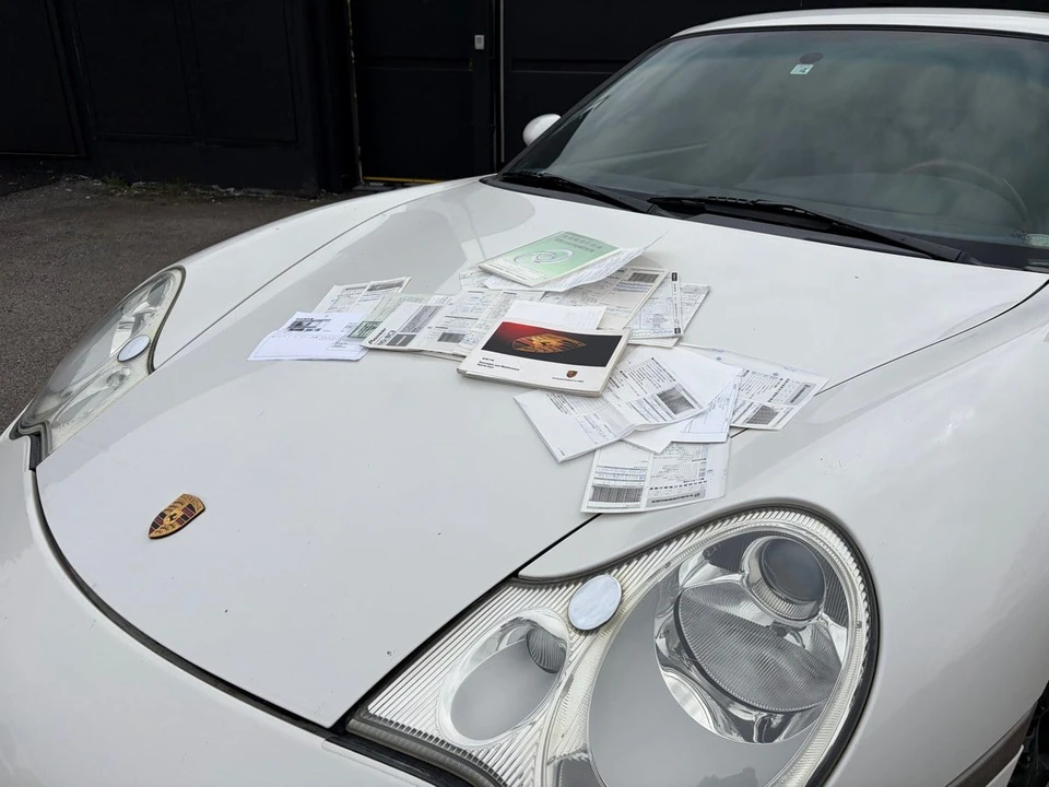 2003 Porsche 996 Carrera 4S - Image 29 of 31