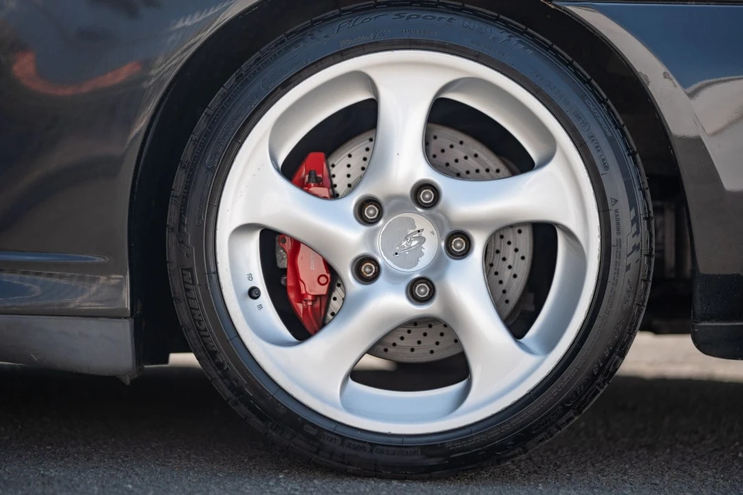 2003 Porsche 996 Carrera 4S - Image 15 of 30