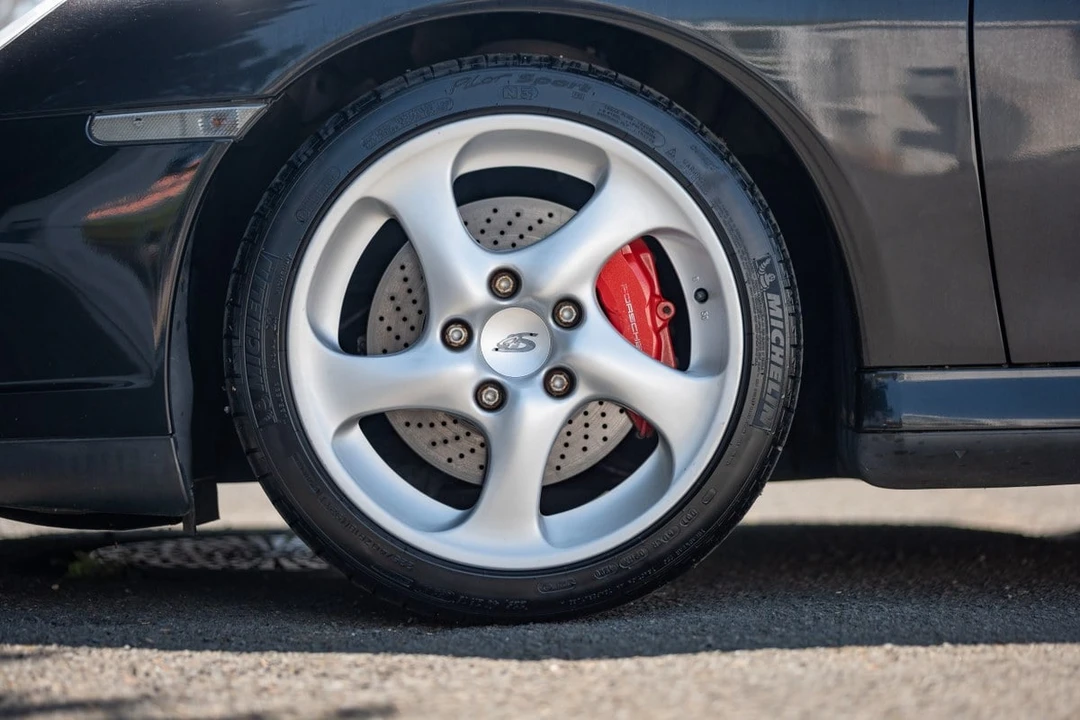 2003 Porsche 996 Carrera 4S - Image 16 of 30