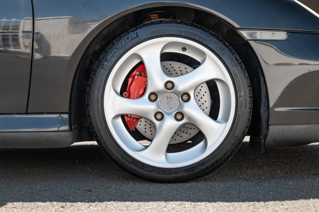 2003 Porsche 996 Carrera 4S - Image 17 of 30