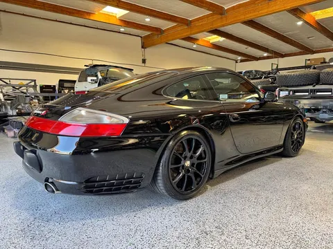 2003 Porsche 911 Carrera 4S Coupe