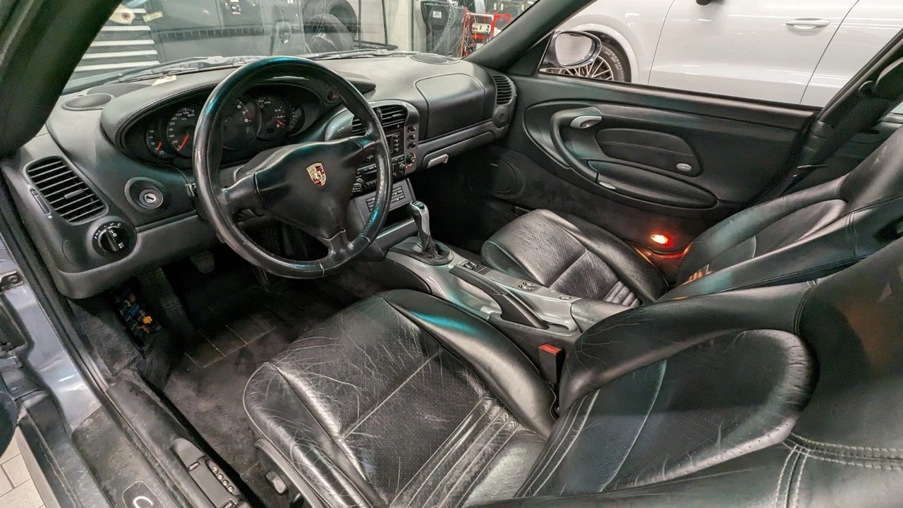 2003 Porsche 996 Carrera 4S - Image 8 of 28