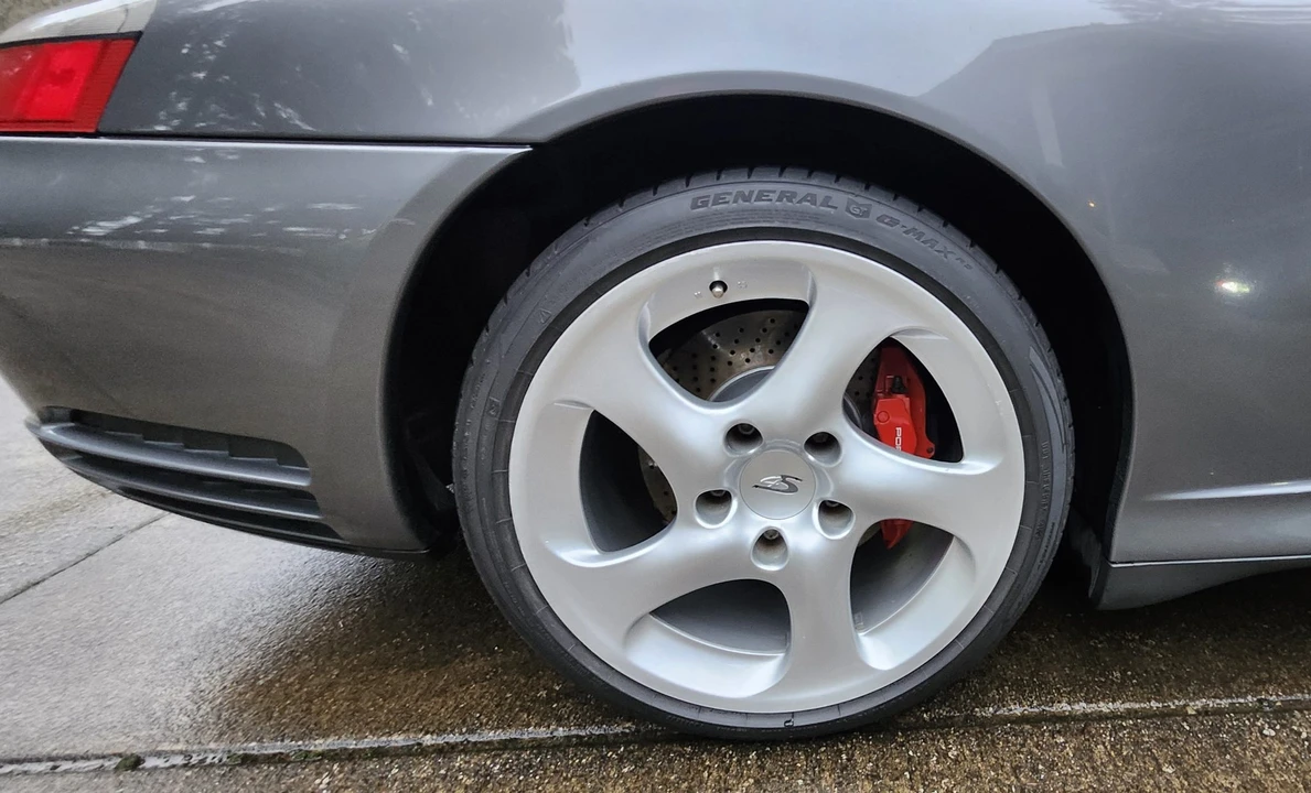 2003 Porsche 996 Carrera 4S - Image 28 of 31