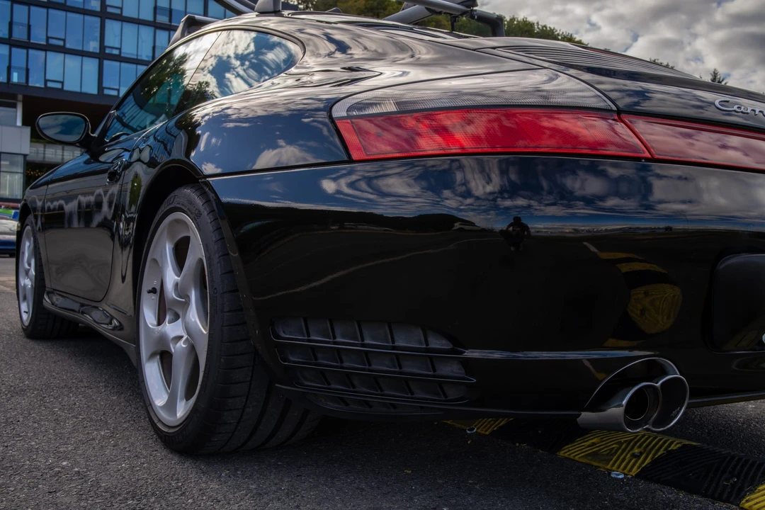 2003 Porsche 996 Carrera 4S - Image 28 of 31