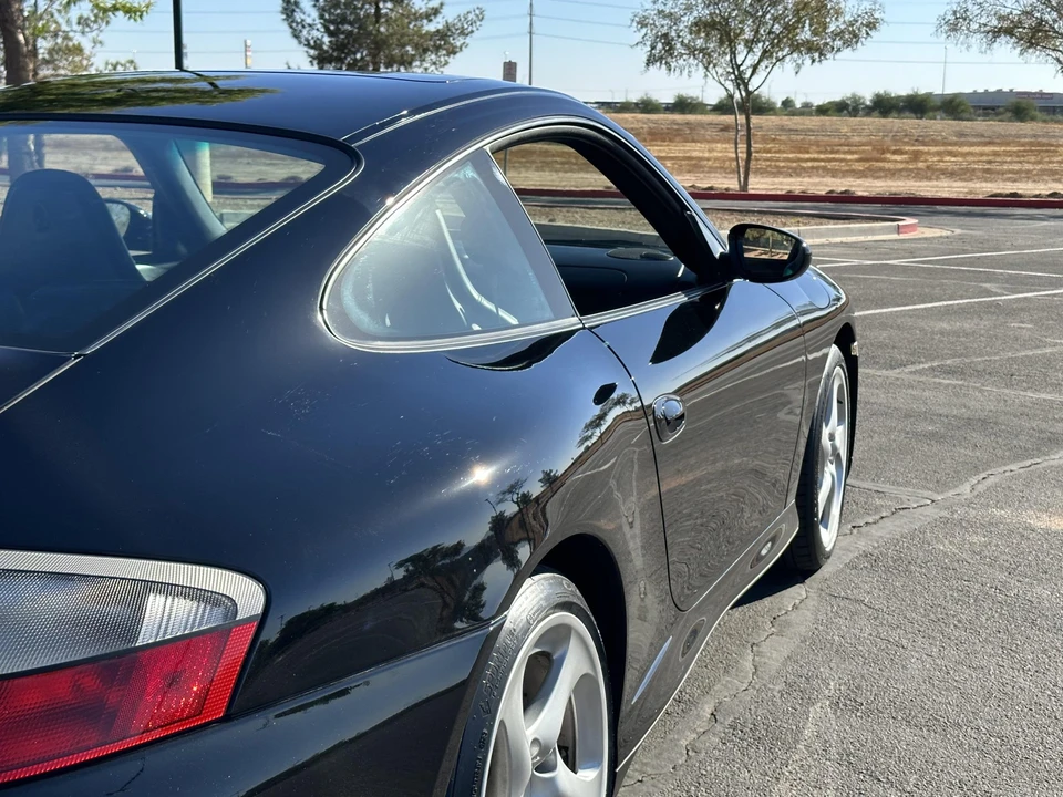 2003 Porsche 996 Carrera 4S - Image 25 of 31