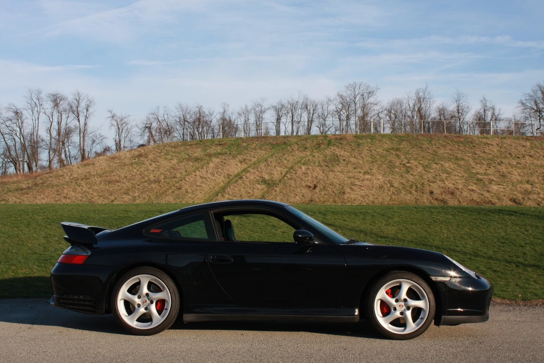 2003 Porsche 996 Carrera 4S - Image 10 of 31