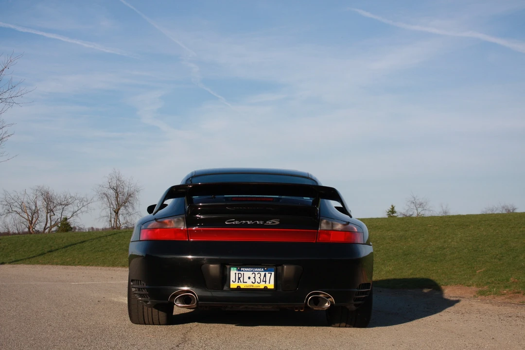 2003 Porsche 996 Carrera 4S - Image 9 of 31