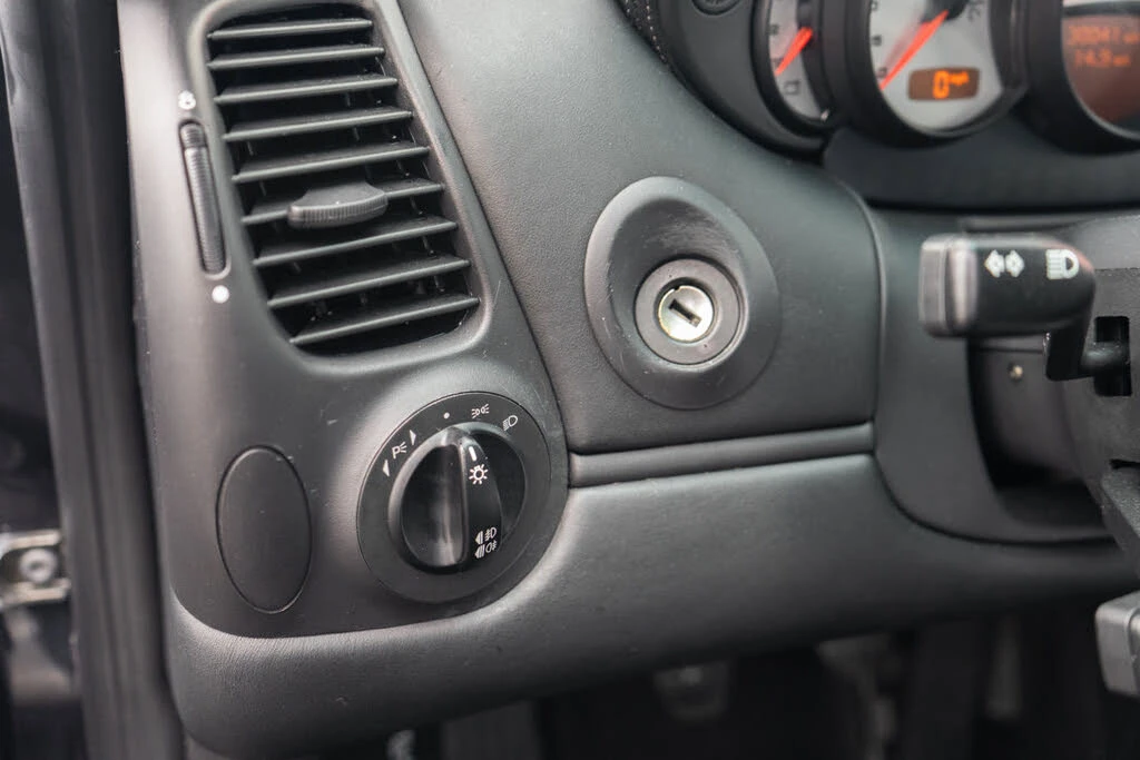 2003 Porsche 996 Carrera 4S - Image 13 of 31